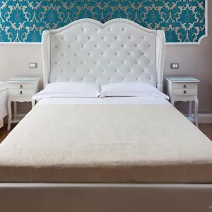 https://opera-relais.sicilyhotelsitaly.net
